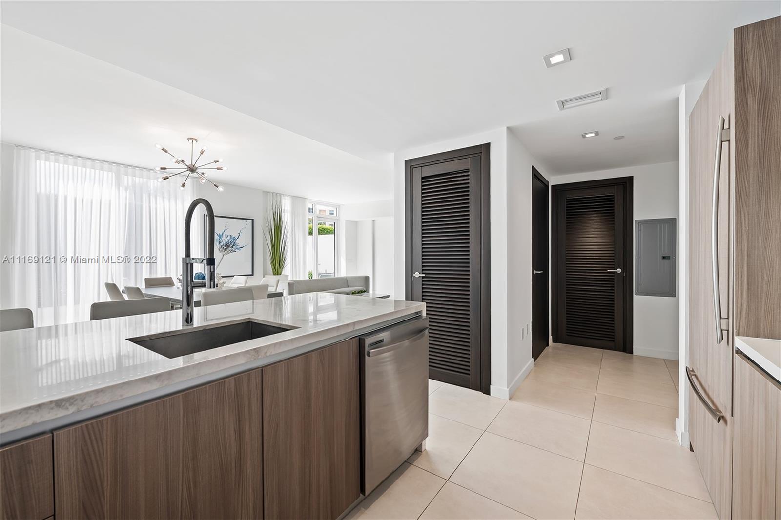 TIFFANY HOUSE CONDO - Residential