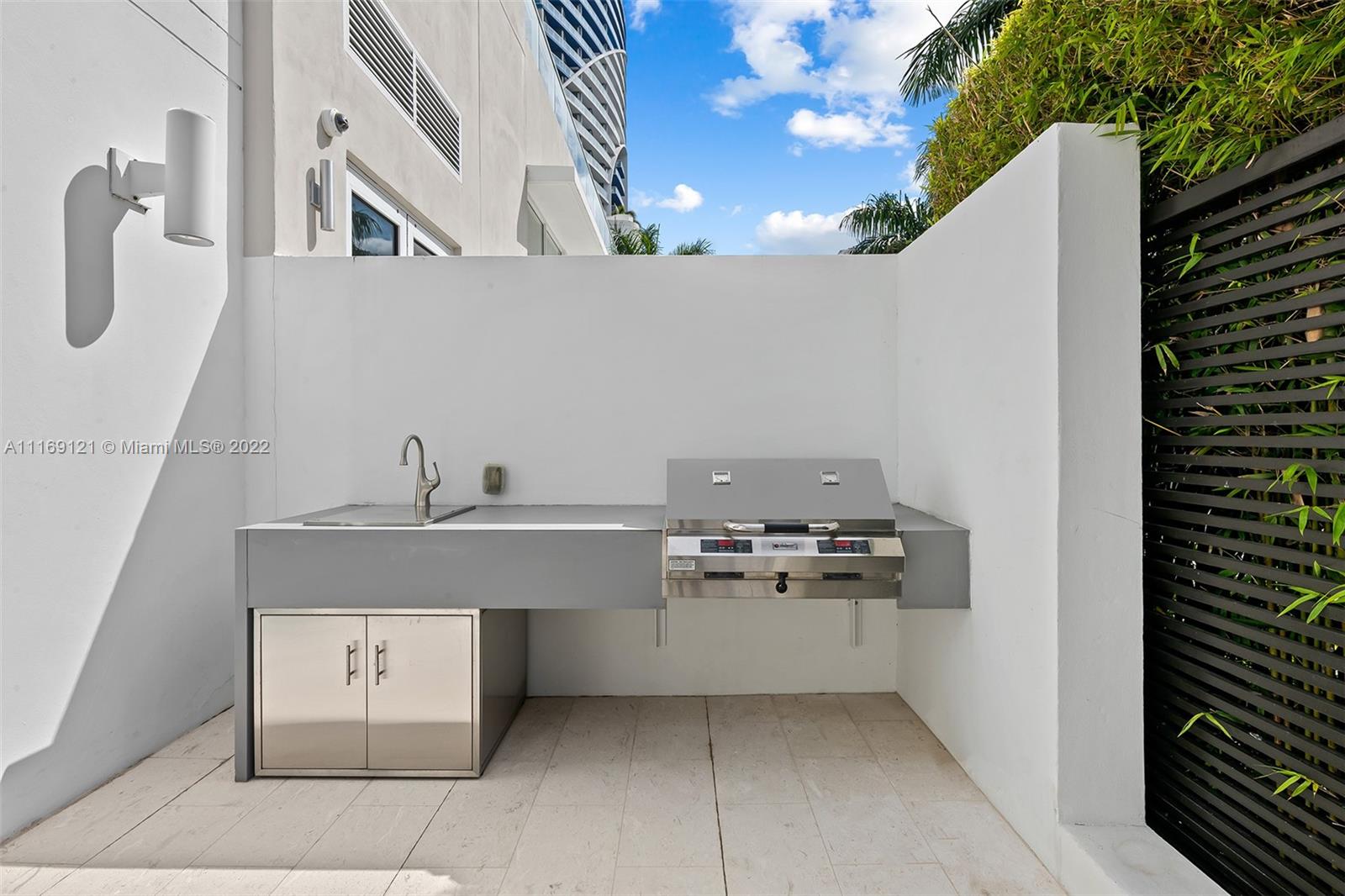 TIFFANY HOUSE CONDO - Residential