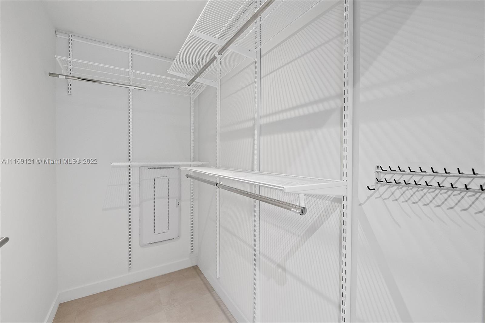 TIFFANY HOUSE CONDO - Residential