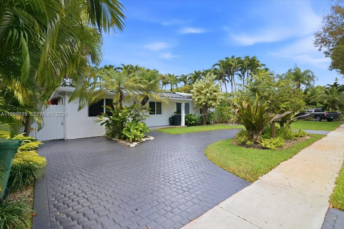 RIVIERA ESTATES 2ND ADDN - Residential