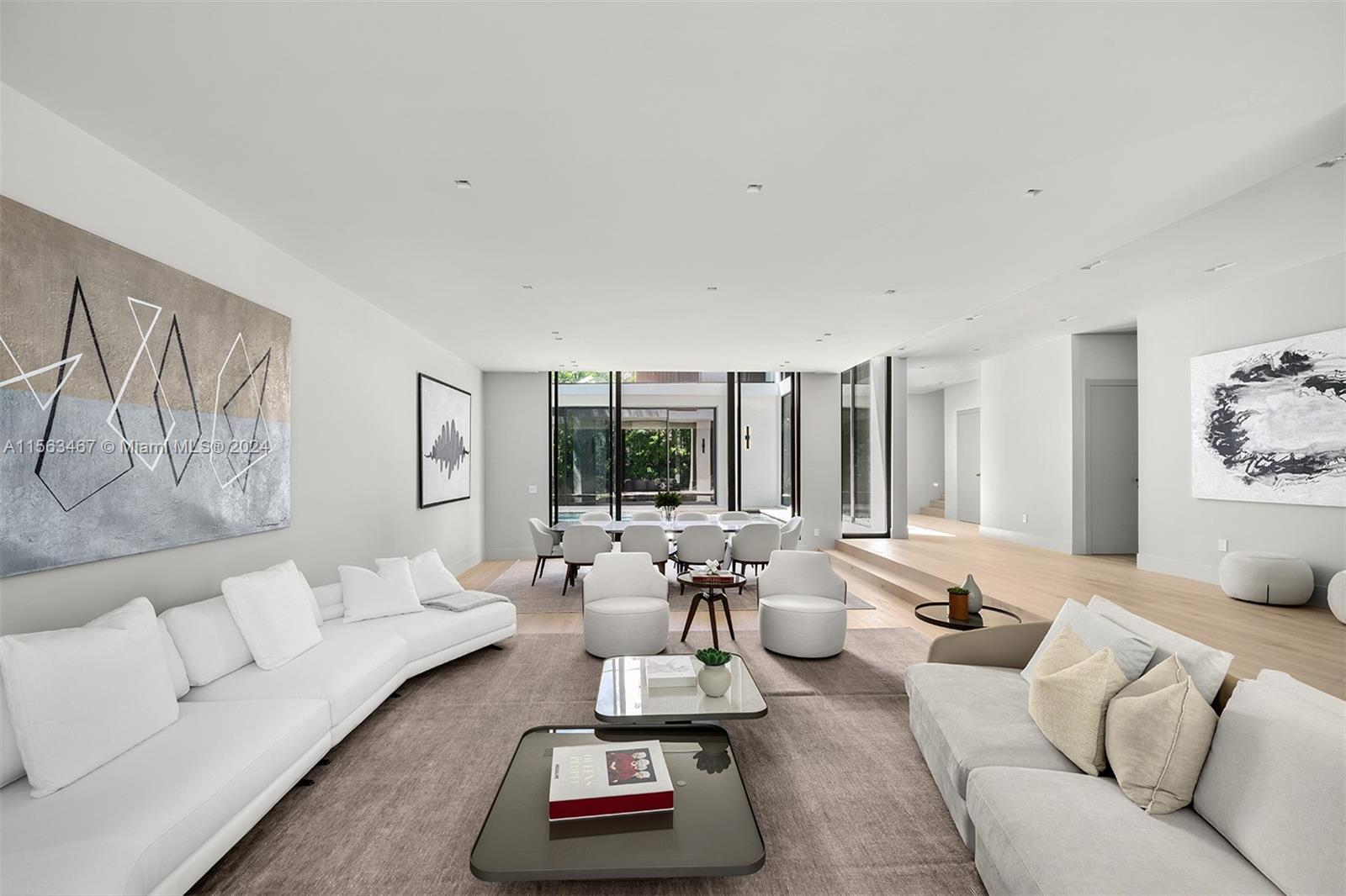 UNIVERSITY PLACE - Residential