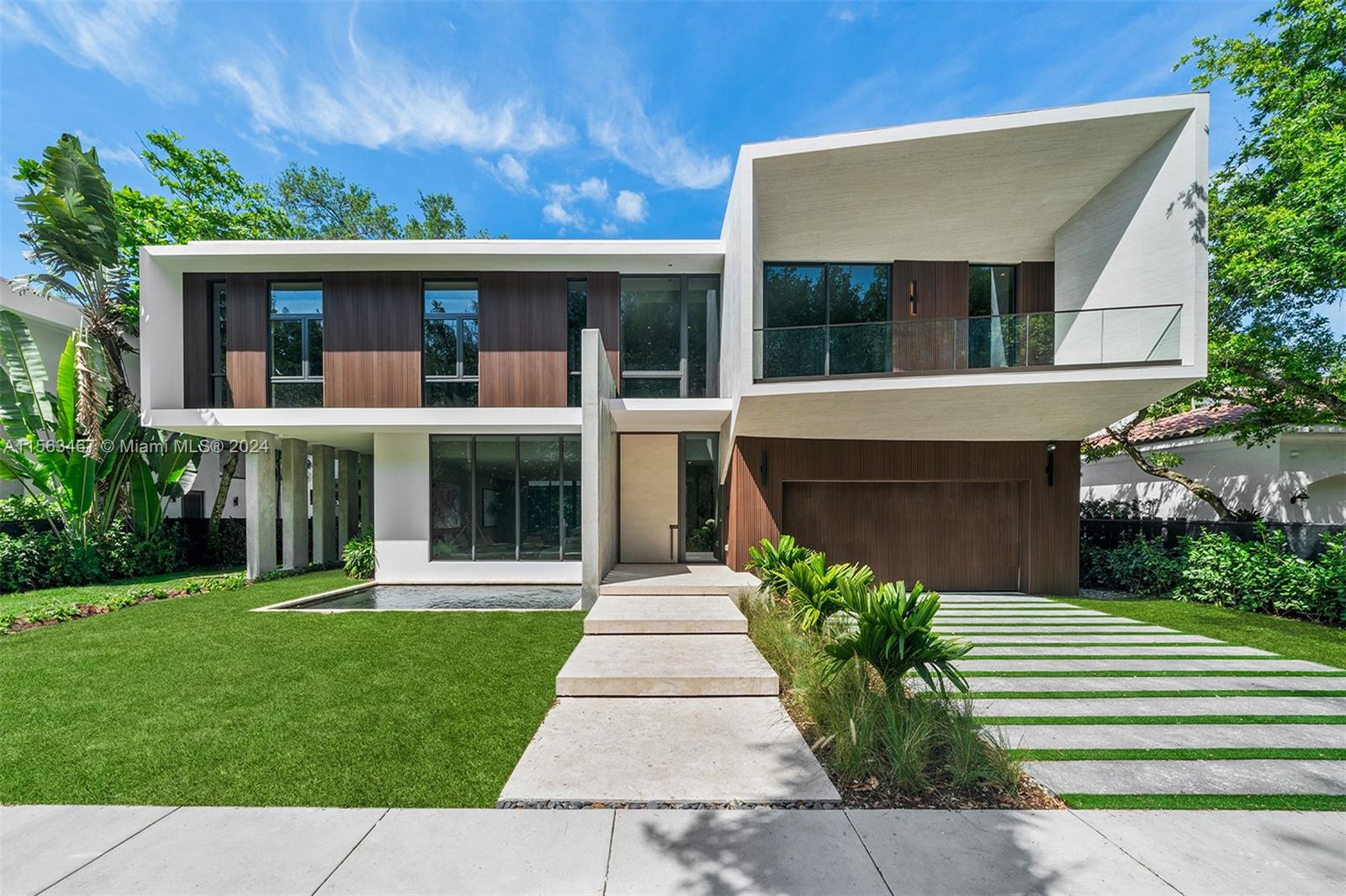 UNIVERSITY PLACE - Residential