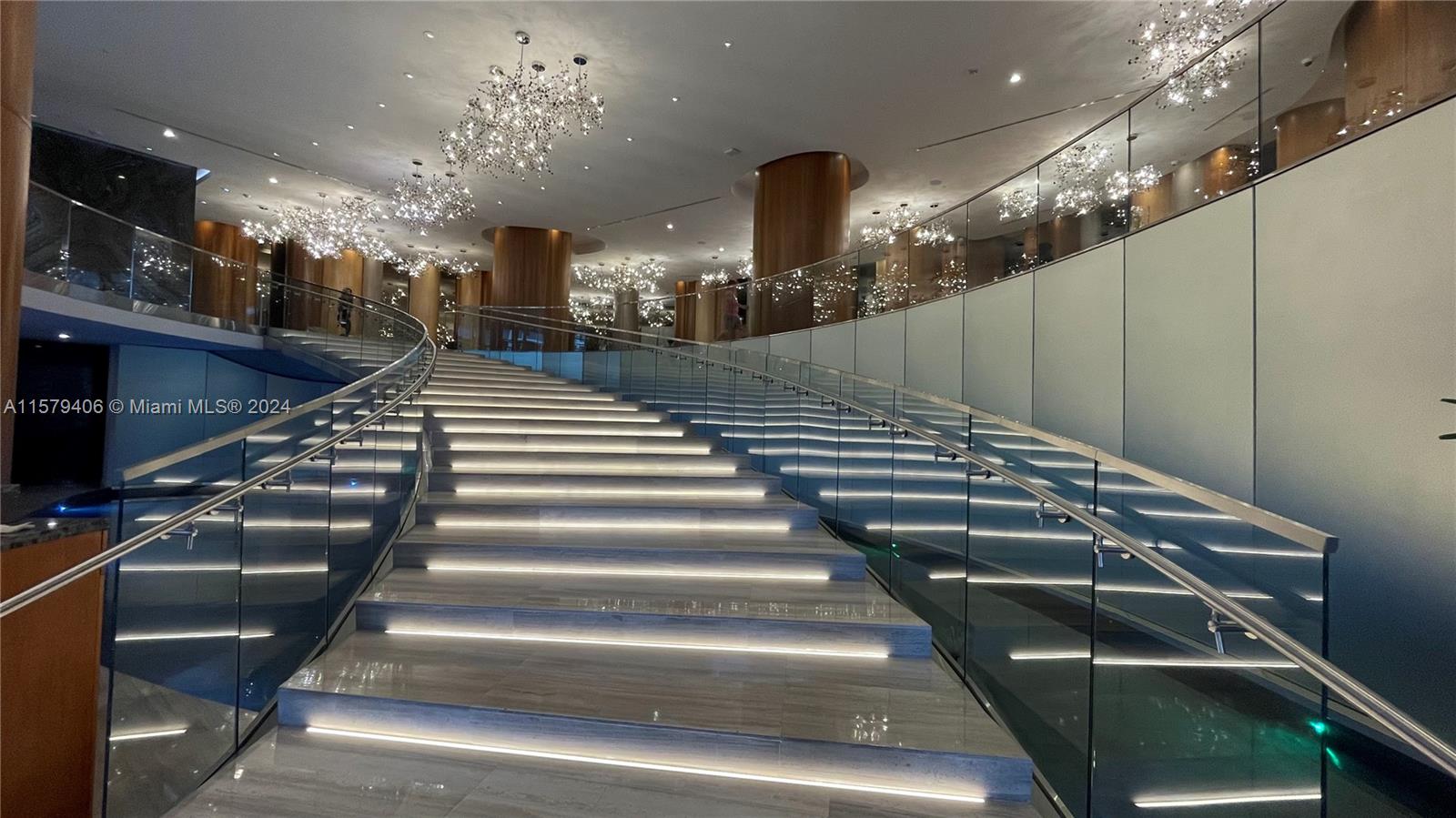 ARIA ON THE BAY CONDO - Residential Lease