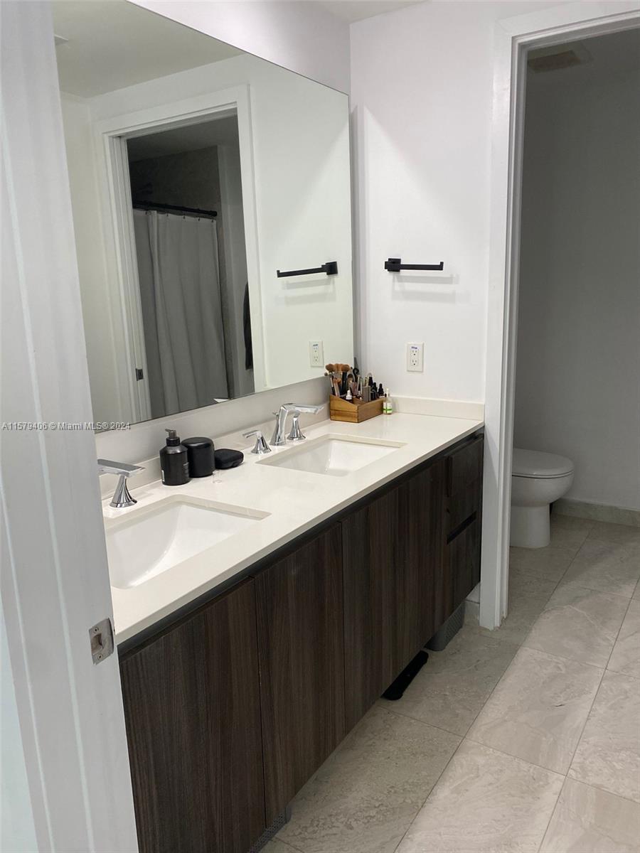 ARIA ON THE BAY CONDO - Residential Lease