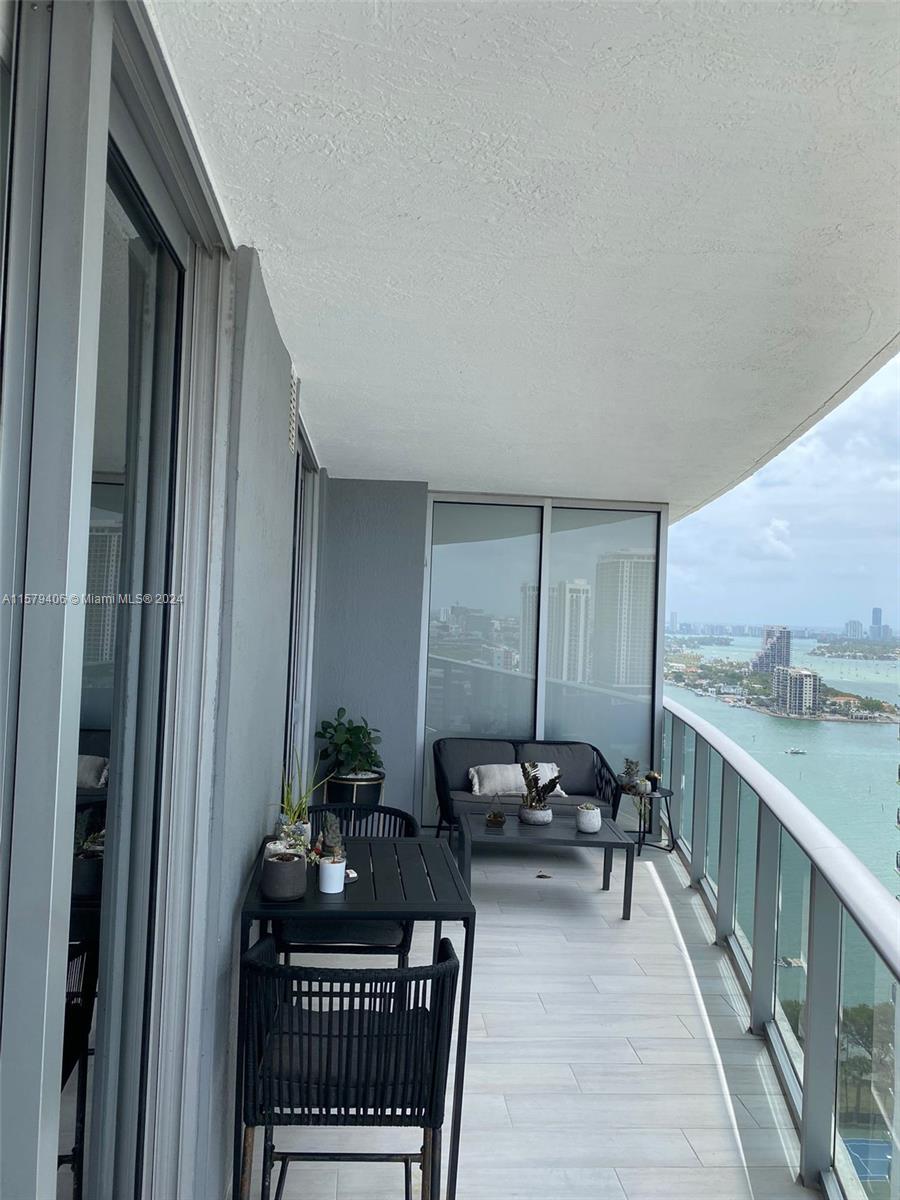 ARIA ON THE BAY CONDO - Residential Lease