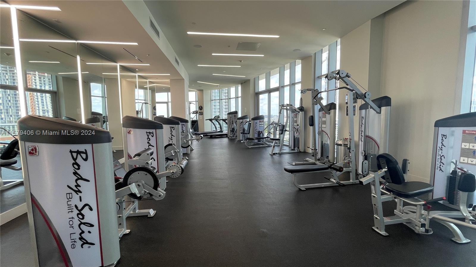 ARIA ON THE BAY CONDO - Residential Lease