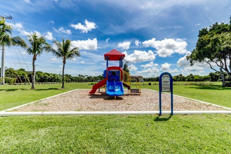 ST ANDREWS PALM BEACH CON - Residential