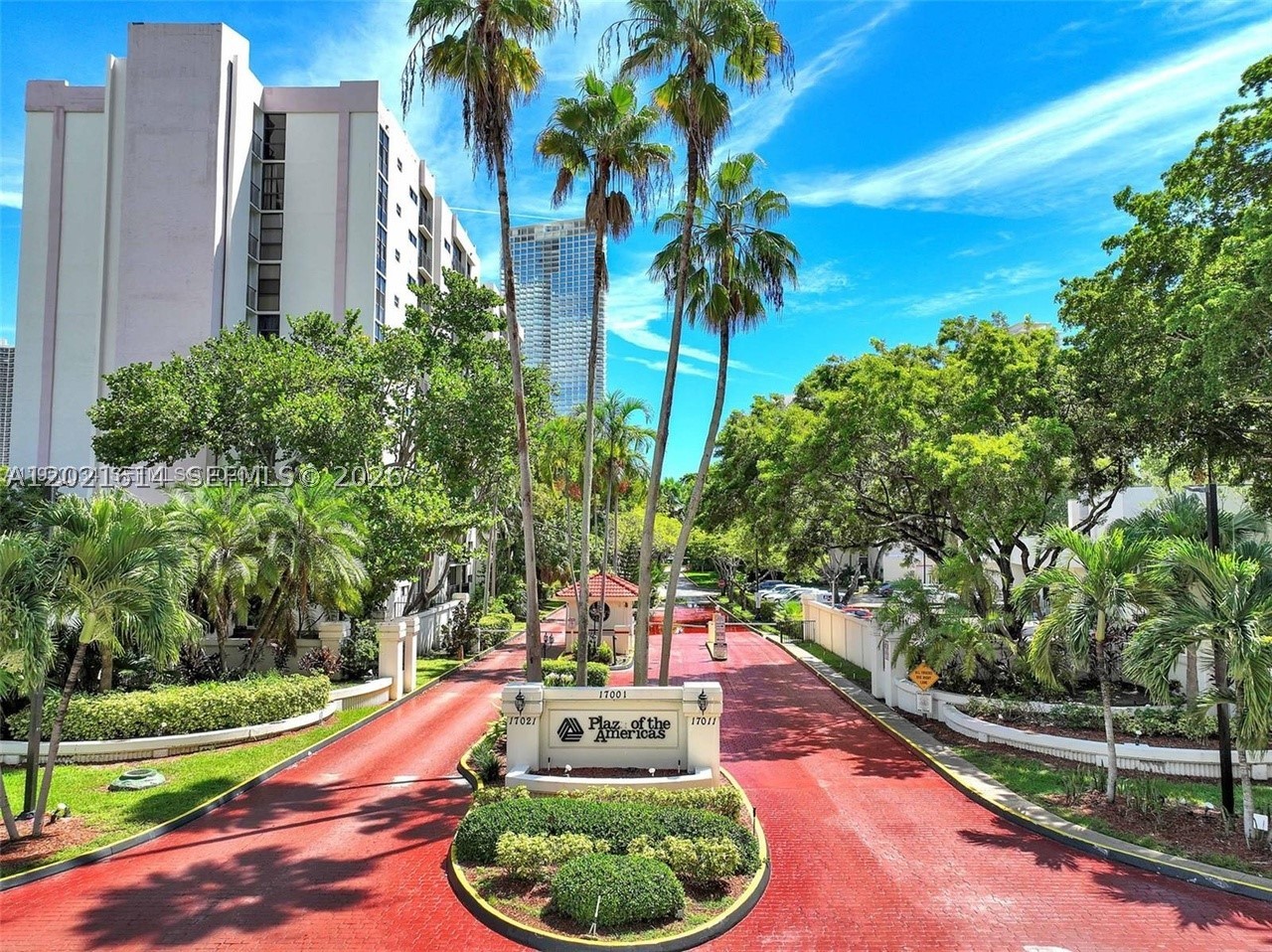 PLAZA OF AMERICAS CONDO - Residential Lease