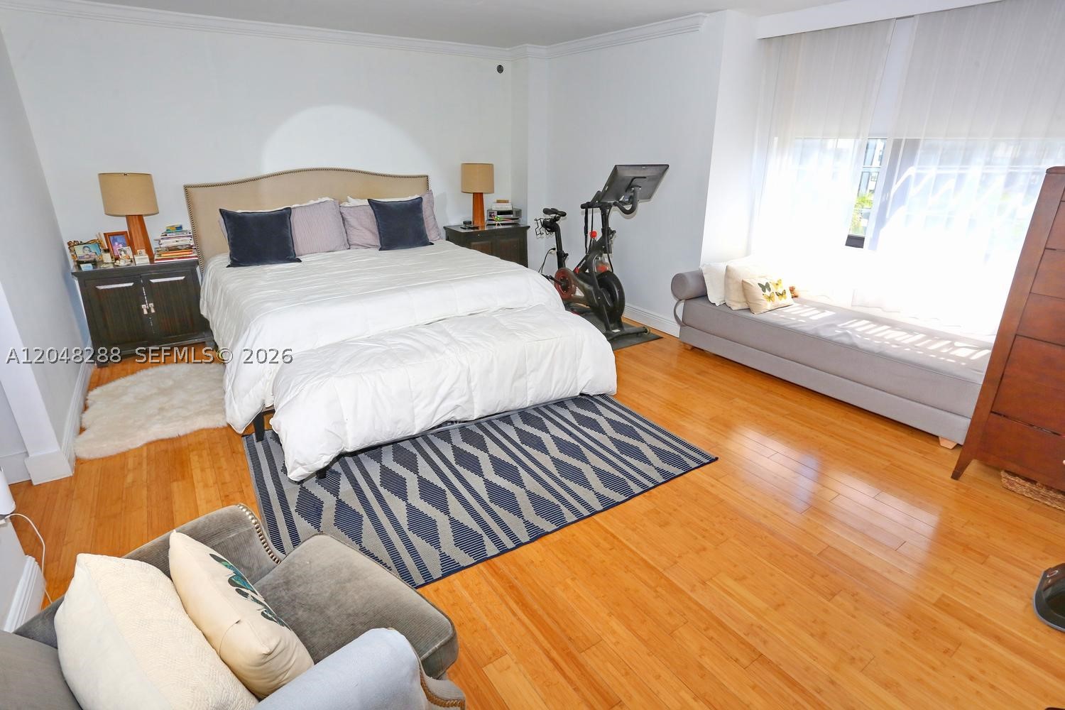 ISLAND MANOR CONDO - SOUT - Residential