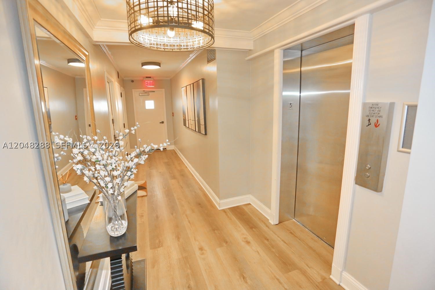 ISLAND MANOR CONDO - SOUT - Residential