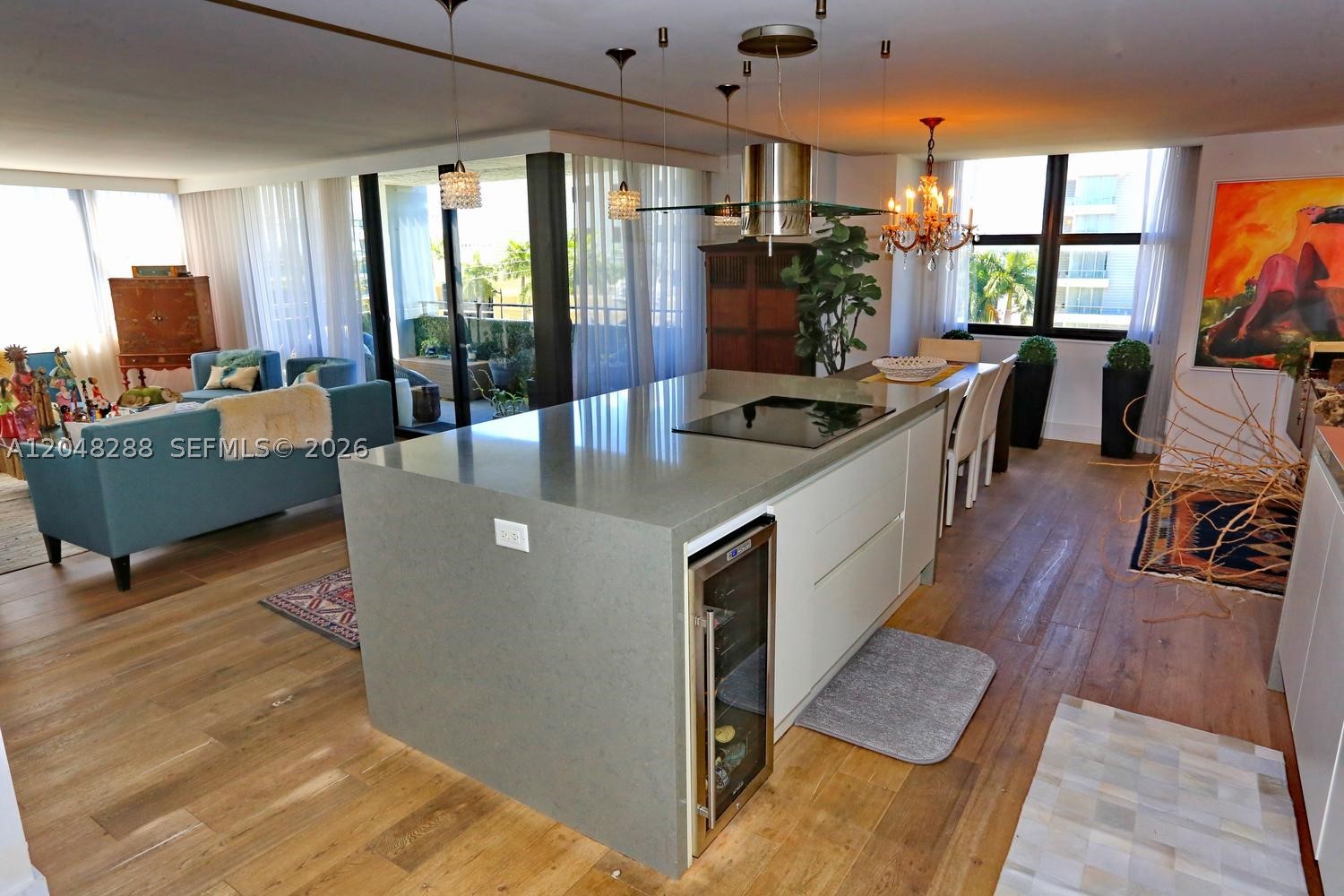 ISLAND MANOR CONDO - SOUT - Residential