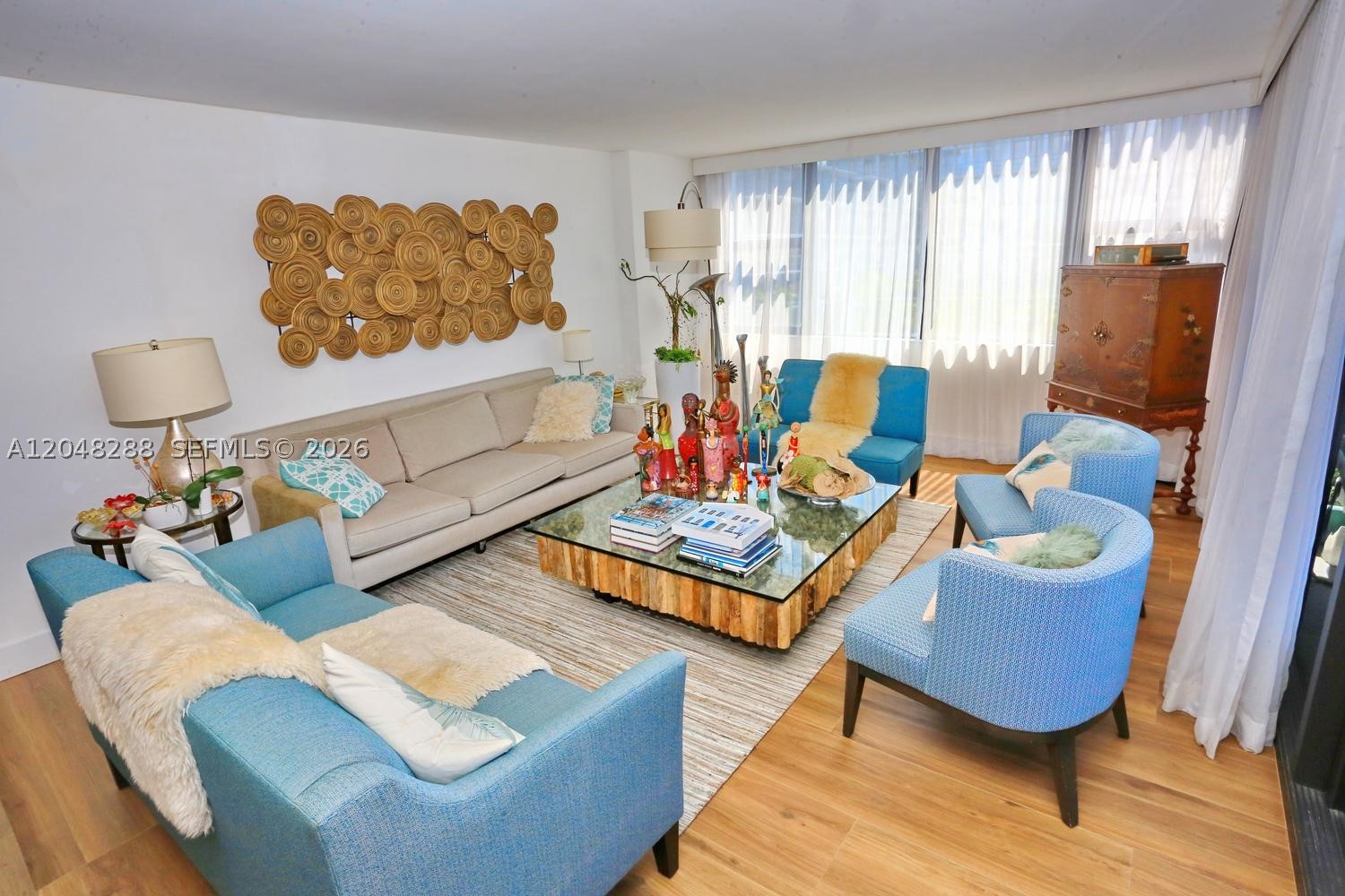 ISLAND MANOR CONDO - SOUT - Residential