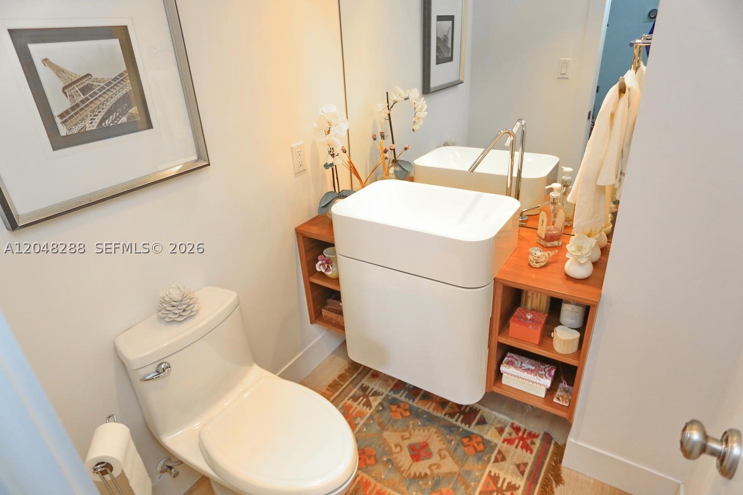 ISLAND MANOR CONDO - SOUT - Residential