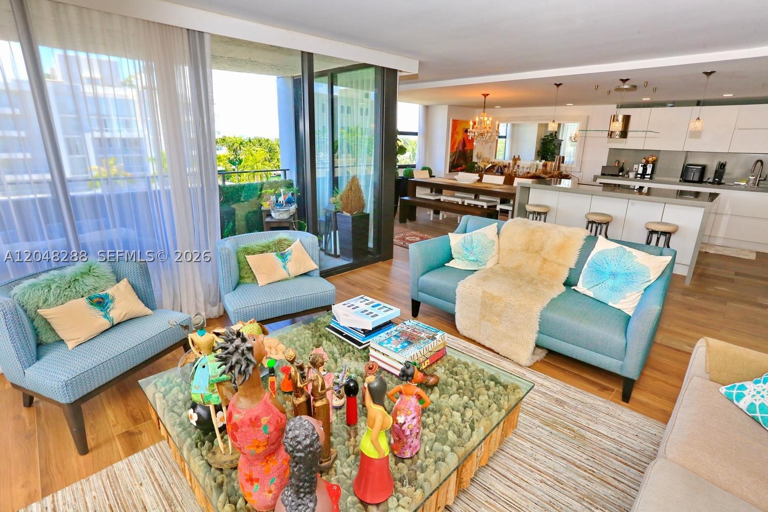 ISLAND MANOR CONDO - SOUT - Residential