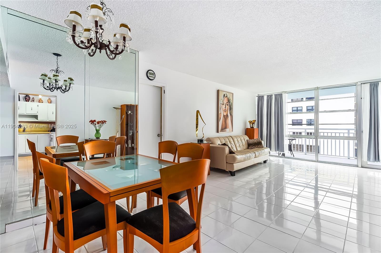 WINSTON TOWERS 500 CONDO - Residential