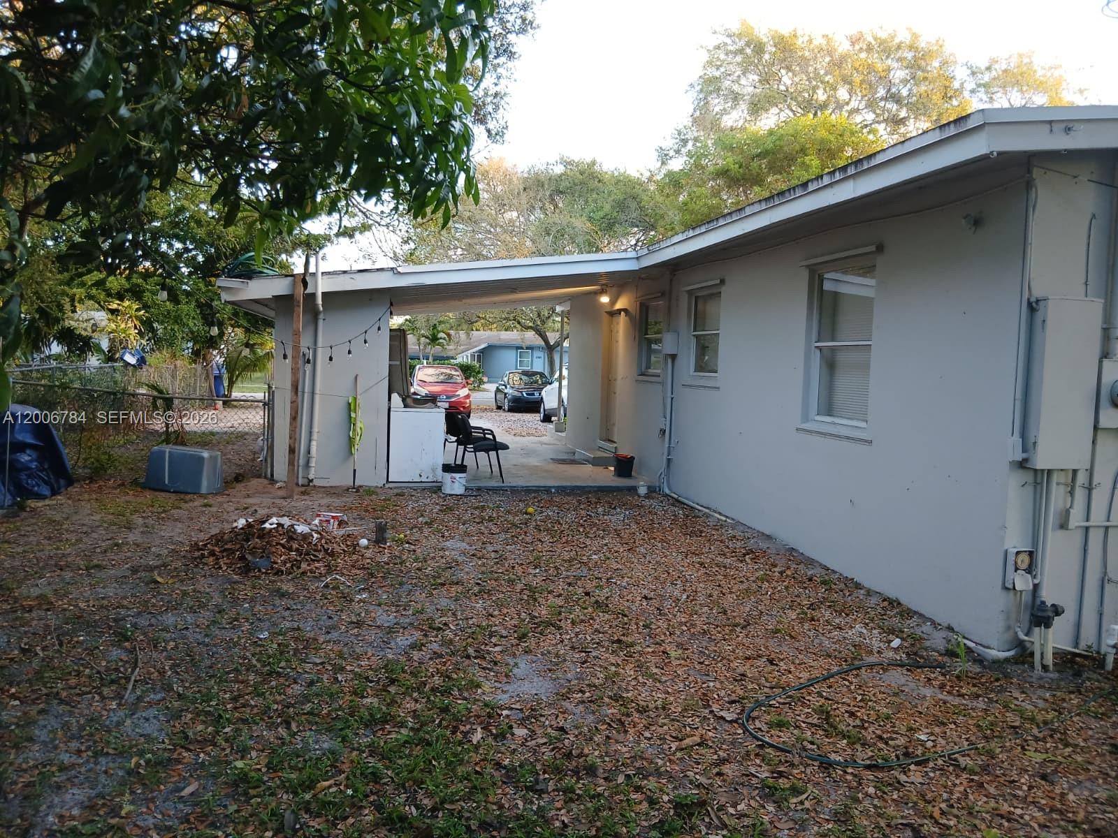 LAUDERDALE MANORS ADD-RES - Residential