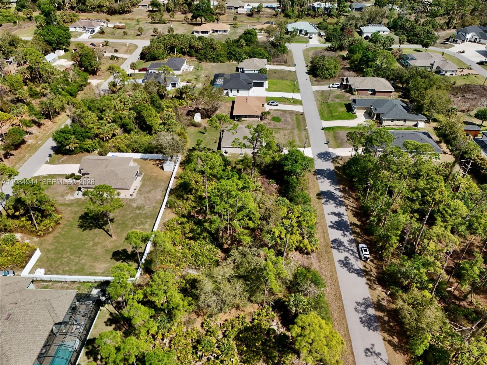PORT CHARLOTTE - Land