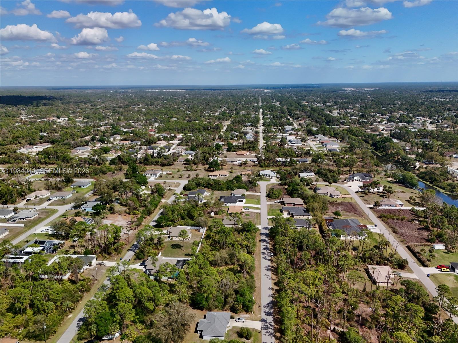 PORT CHARLOTTE - Land