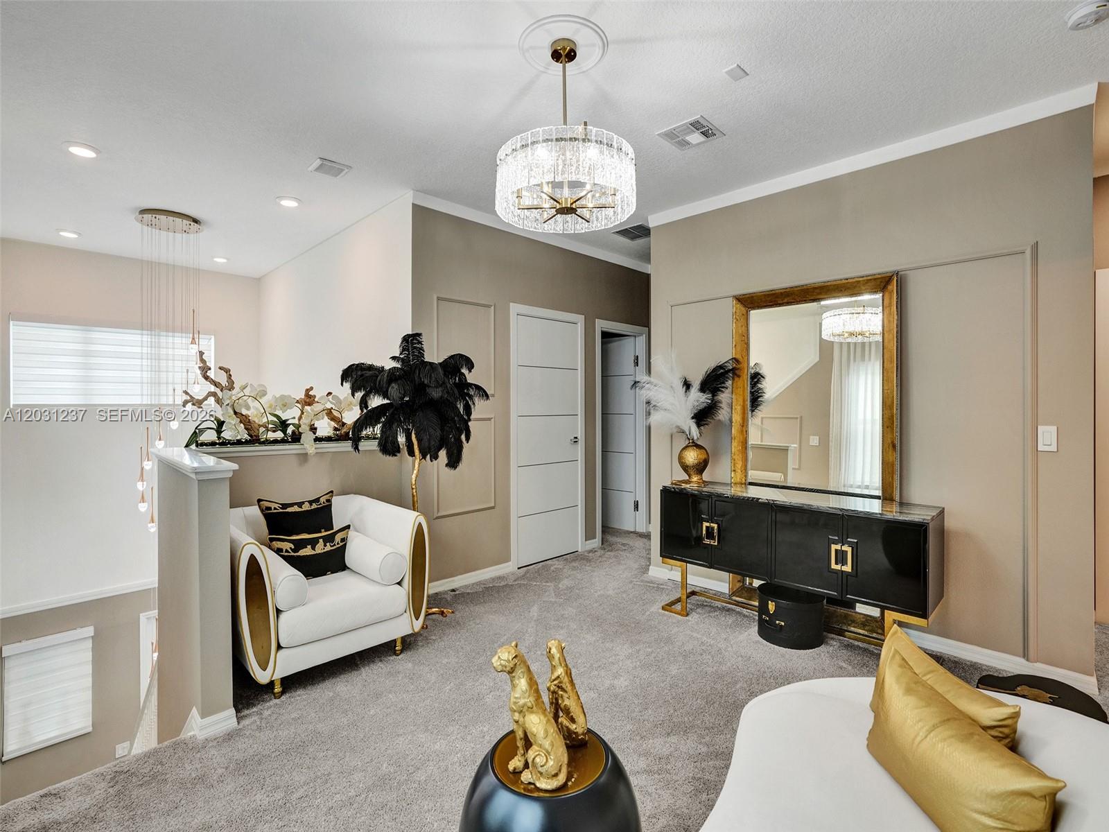 HILLCREST COUNTRY CLUB SO - Residential