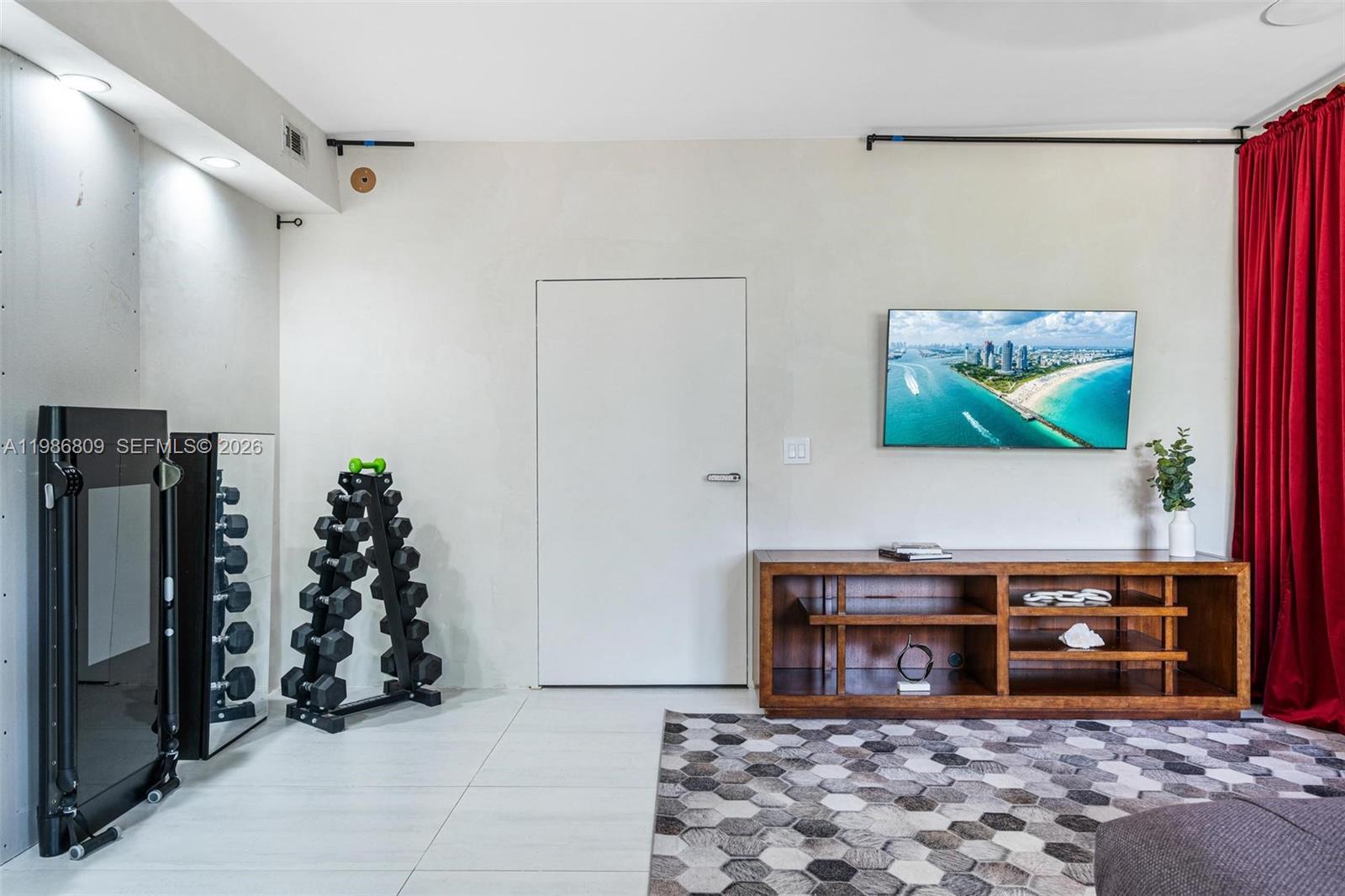 MIDDLE RIVER ESTATES - Residential