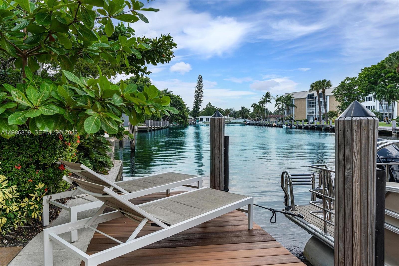 MIDDLE RIVER ESTATES - Residential