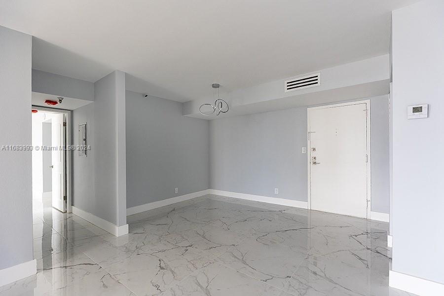 WINSTON TOWERS 700 CONDO - Residential Lease