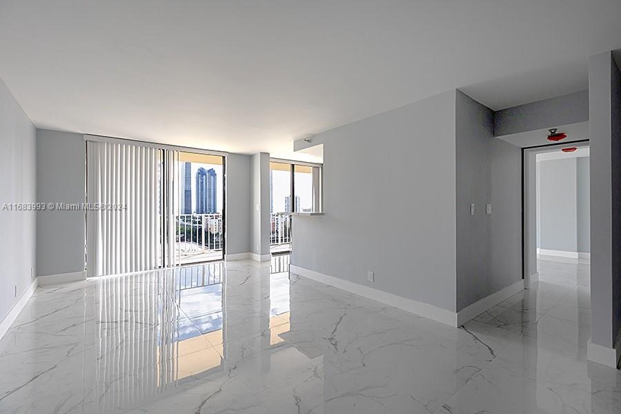 WINSTON TOWERS 700 CONDO - Residential Lease
