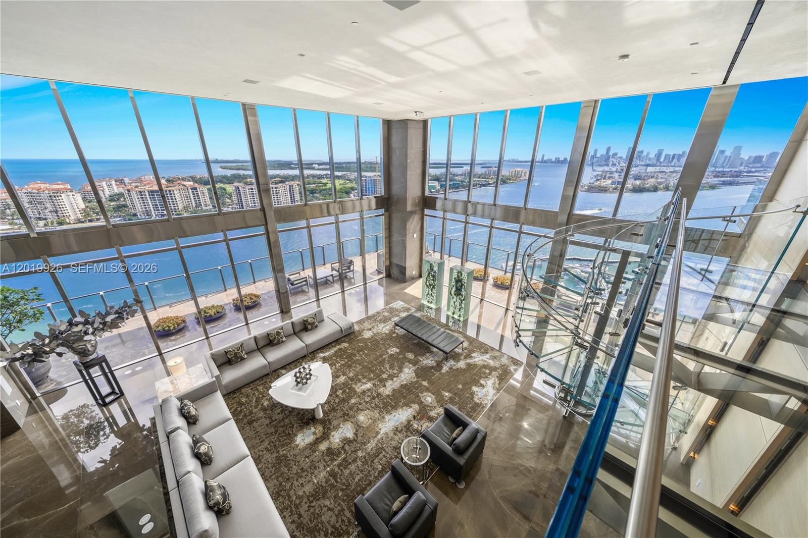 APOGEE CONDO - Residential