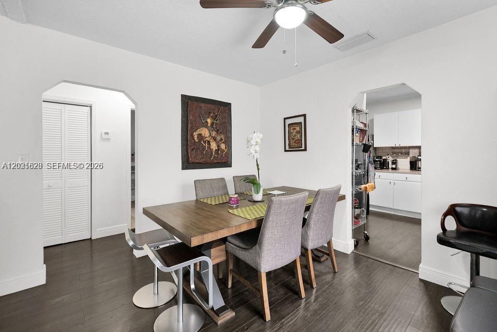 TWELFTH ST MANORS - Residential