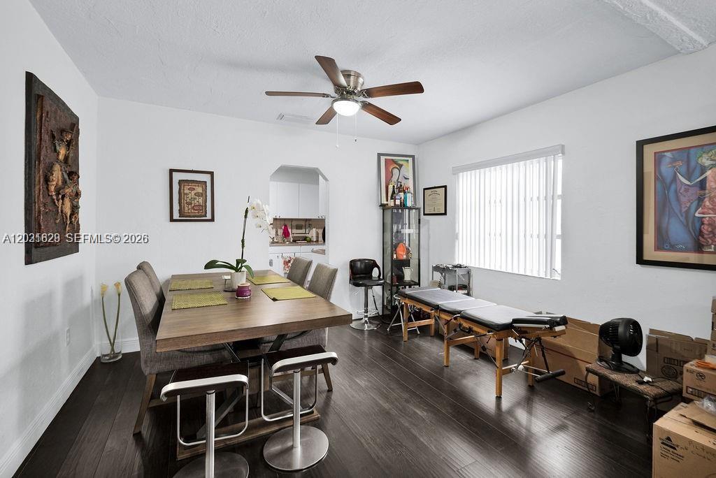 TWELFTH ST MANORS - Residential