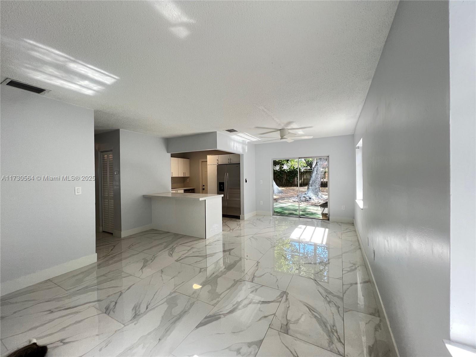 EAST SHENANDOAH - Residential Lease