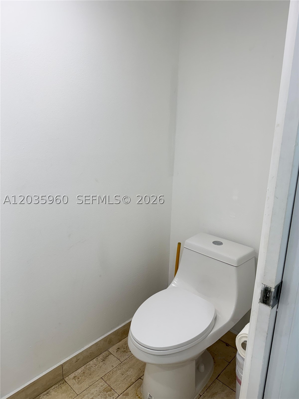 VENETIA CONDO - Residential Lease