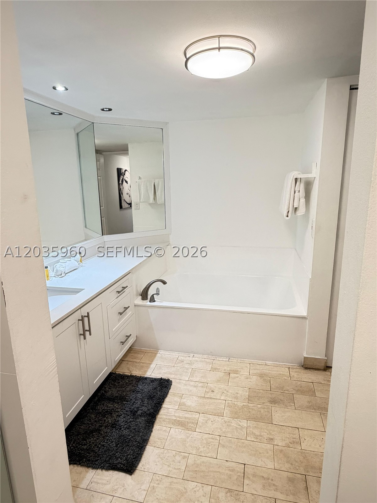 VENETIA CONDO - Residential Lease