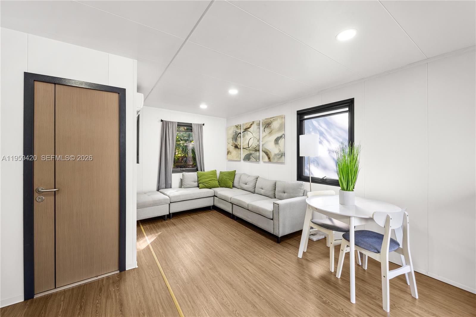 REED LAND CO - Residential Lease
