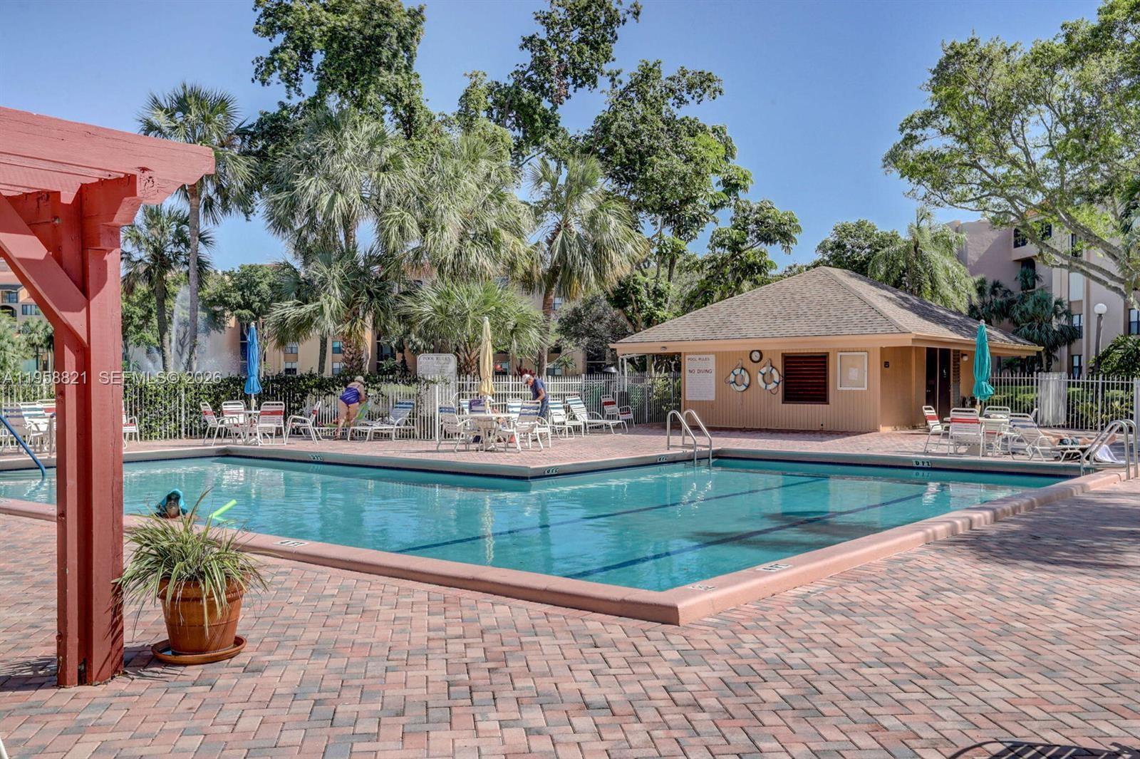 LAVERS DELRAY RACQUET CLU - Residential