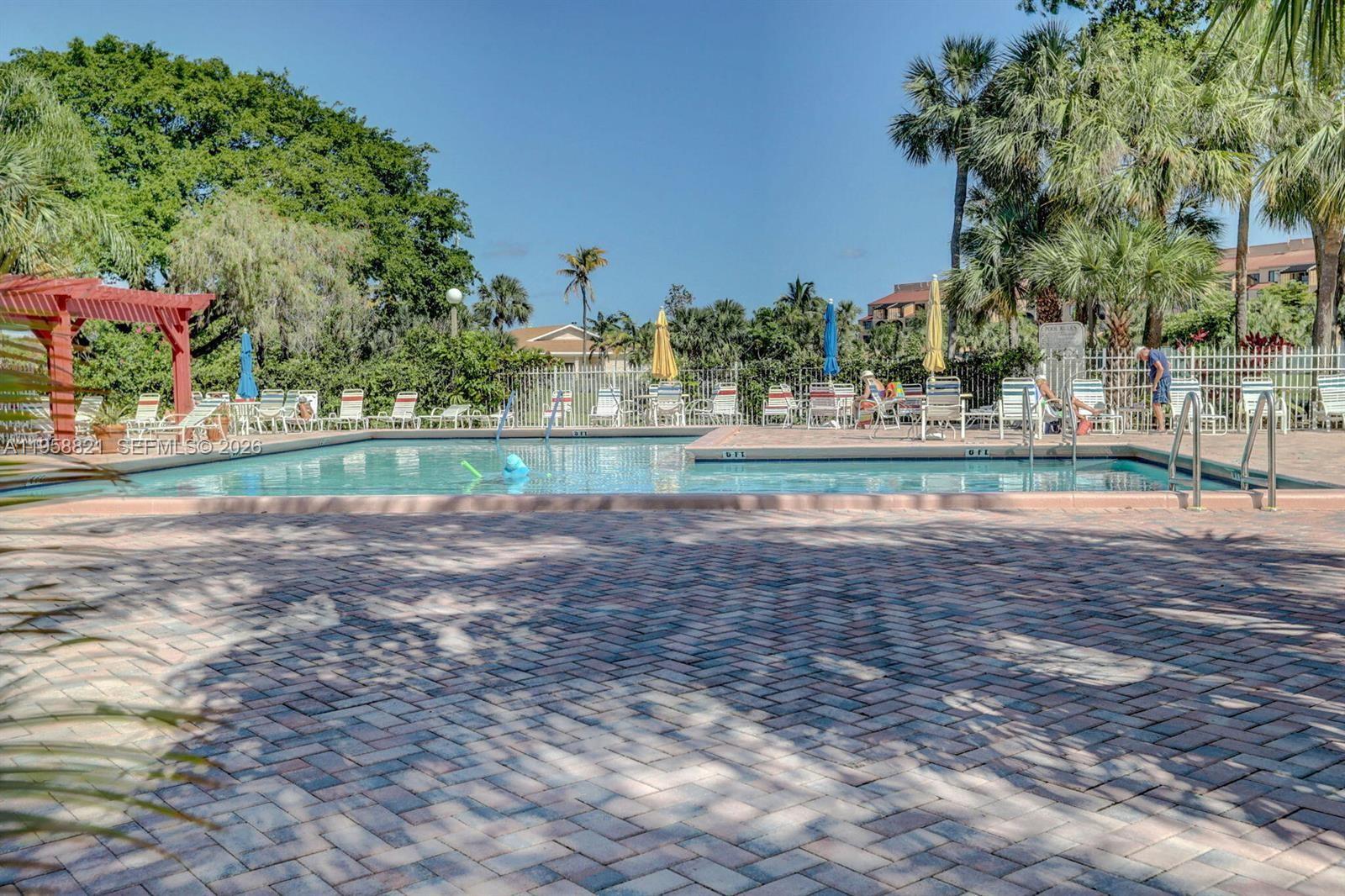 LAVERS DELRAY RACQUET CLU - Residential