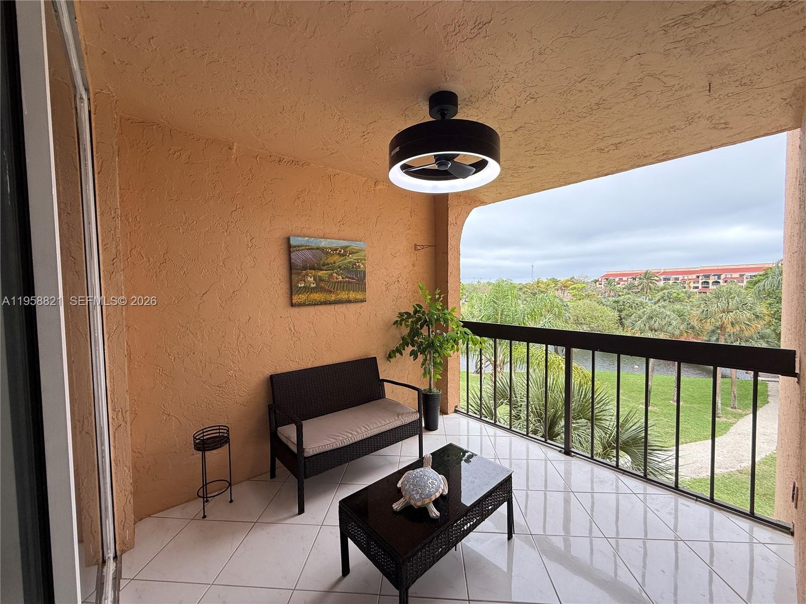 LAVERS DELRAY RACQUET CLU - Residential