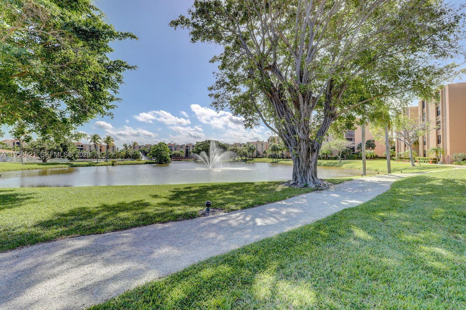 LAVERS DELRAY RACQUET CLU - Residential