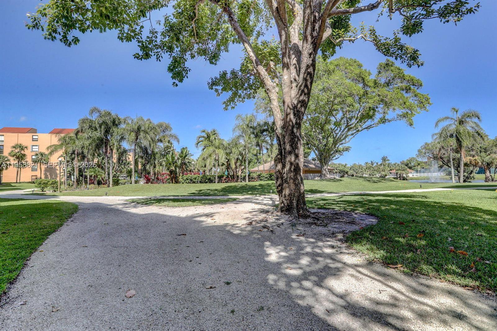 LAVERS DELRAY RACQUET CLU - Residential