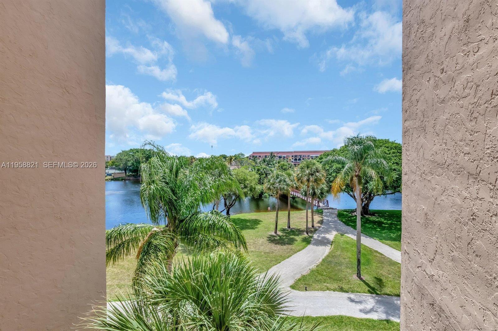 LAVERS DELRAY RACQUET CLU - Residential