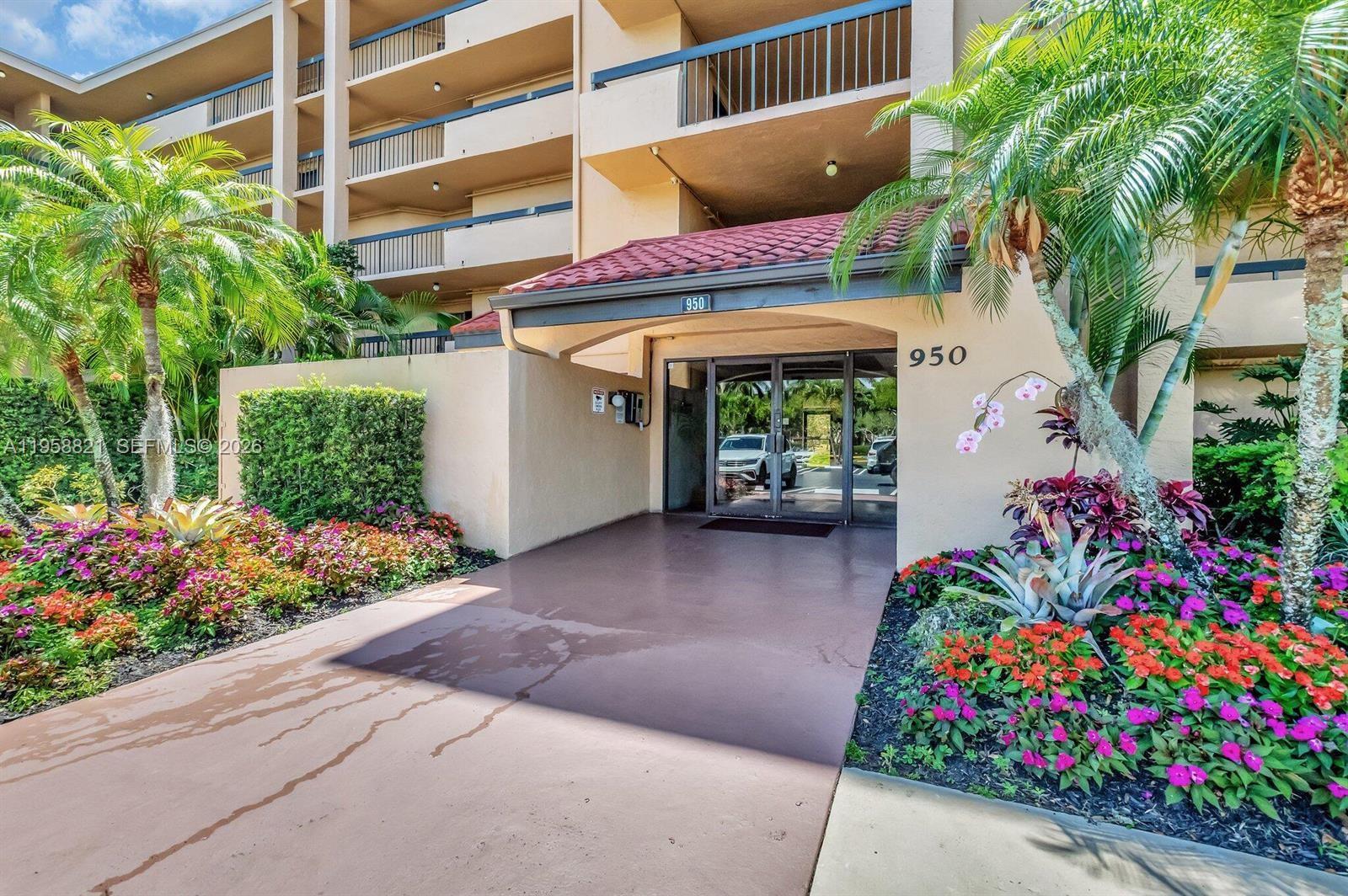 LAVERS DELRAY RACQUET CLU - Residential