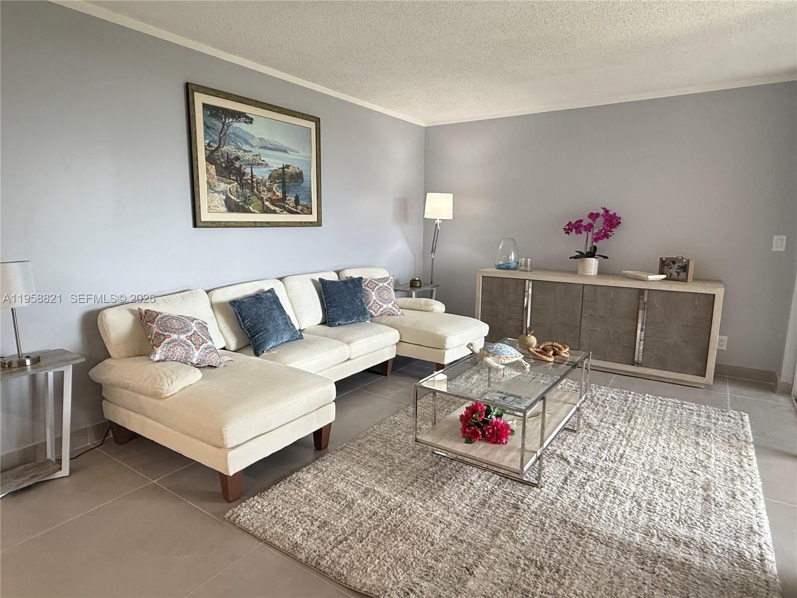 LAVERS DELRAY RACQUET CLU - Residential