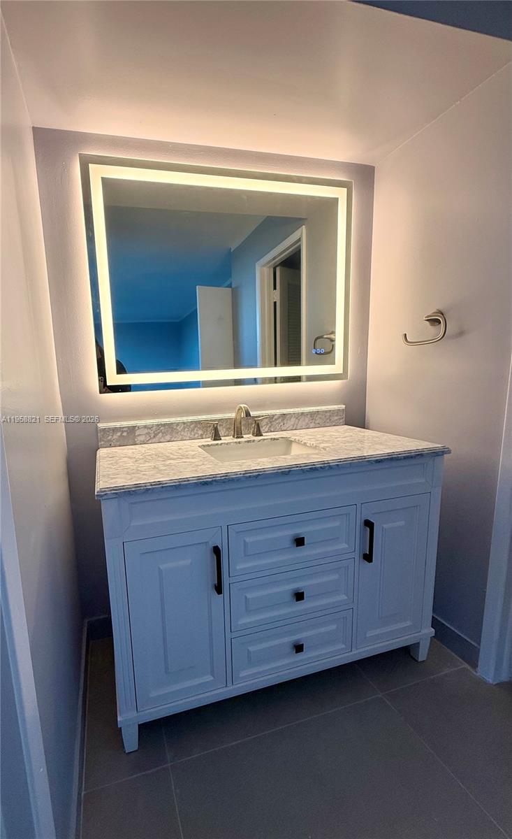 LAVERS DELRAY RACQUET CLU - Residential