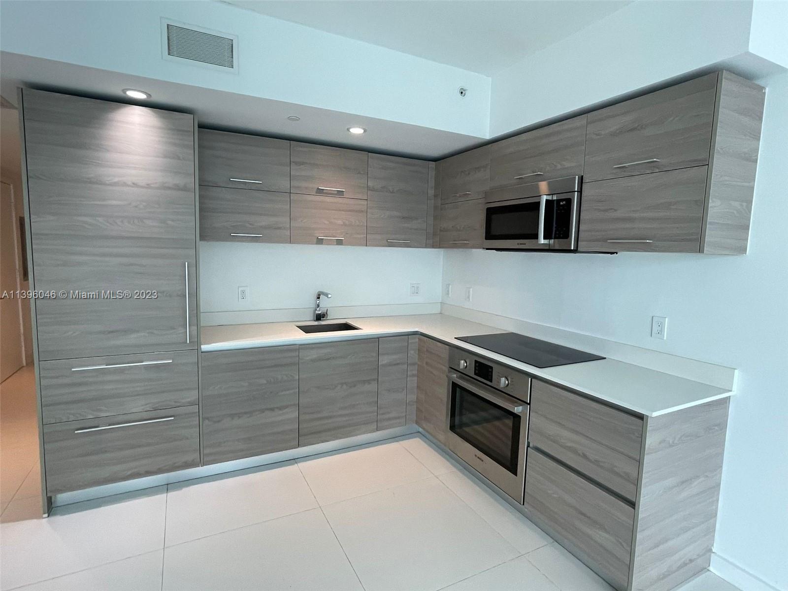1300 S MIAMI AVENUE CONDO - Residential Lease