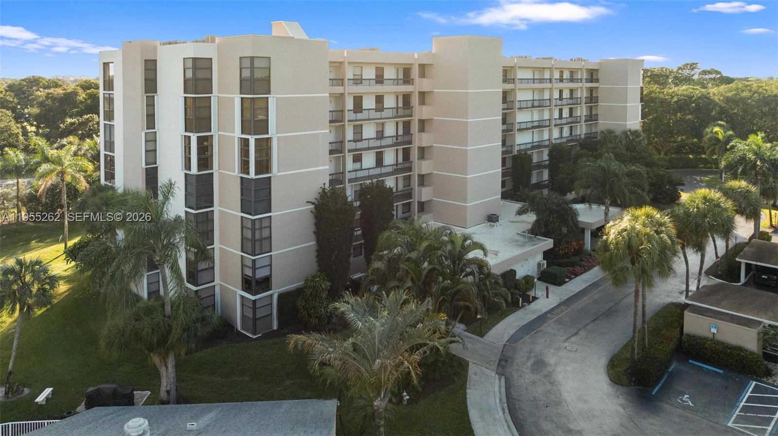 CLUB ROYALE CONDO - Residential