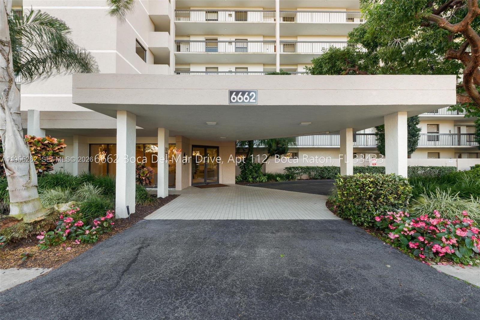 CLUB ROYALE CONDO - Residential