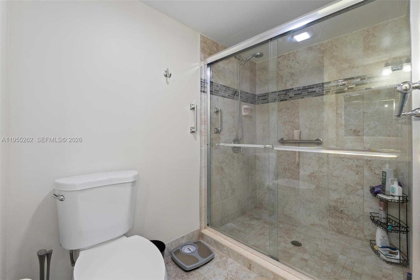 CLUB ROYALE CONDO - Residential