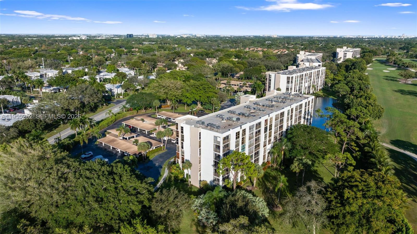 CLUB ROYALE CONDO - Residential