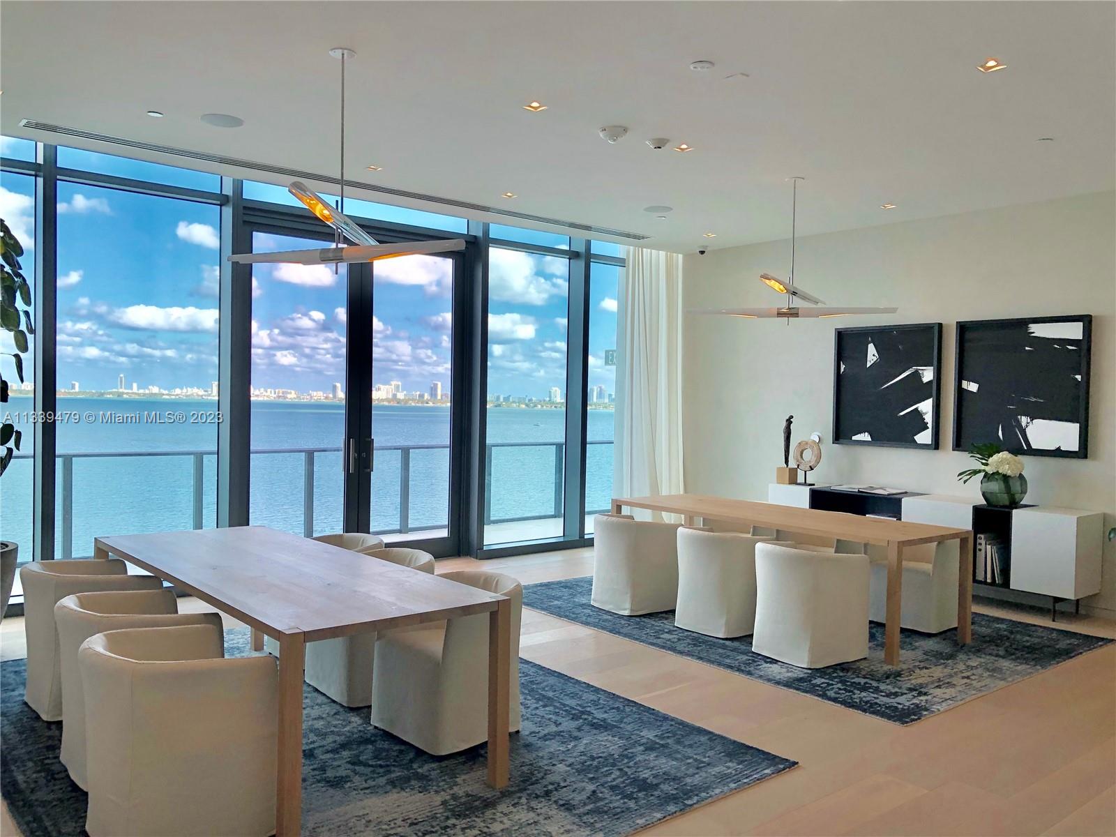 ONE PARAISO CONDO - Residential