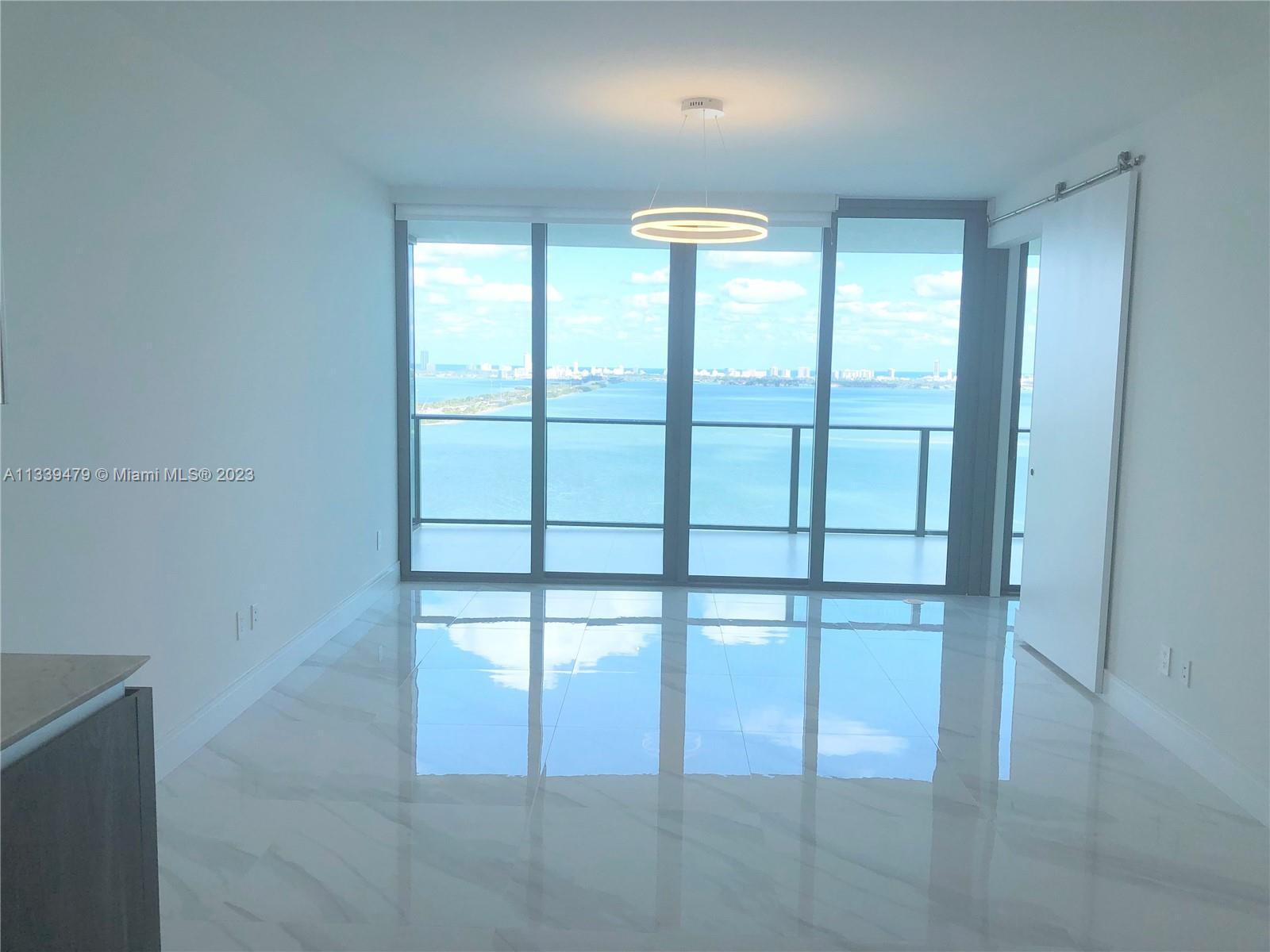 ONE PARAISO CONDO - Residential